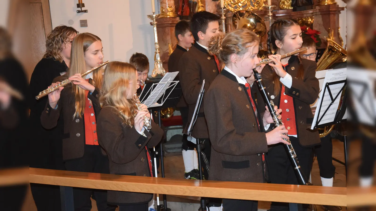 Die Blaskapelle St. Ägidius Schmidmühlen lädt am 2. Weihnachtsfeiertag um 17.00 Uhr zum Weihnachtskonzert in die Pfarrkirche St. Ägidius ein.  (Bild: Paul Böhm)