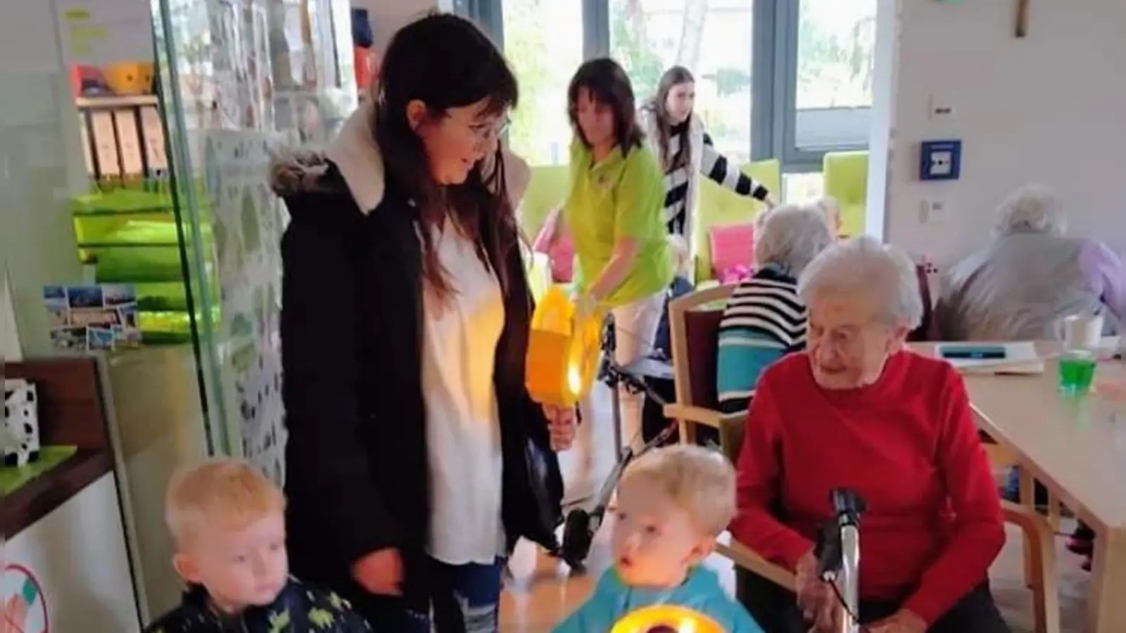 Besuch bei der ökumenischen Tagespflege (Bild: Katharina Morgenstern)