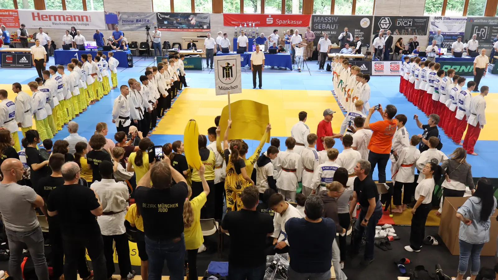 Tolle Stimmung beim René-de-Smet- und Bayernpokal der Judoka in Vohenstrauß (Bild: Reinhold Schubert)