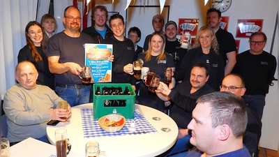 Allseits Vorfreude in den Gesichtern der Wehrleute (Bild: Manfred Rudolf Stangl)