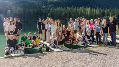 Die Teilnehmer der OWV Familiengruppe an der Gebirgsfahrt an den Hintersee (Bild: Thomas Betz)
