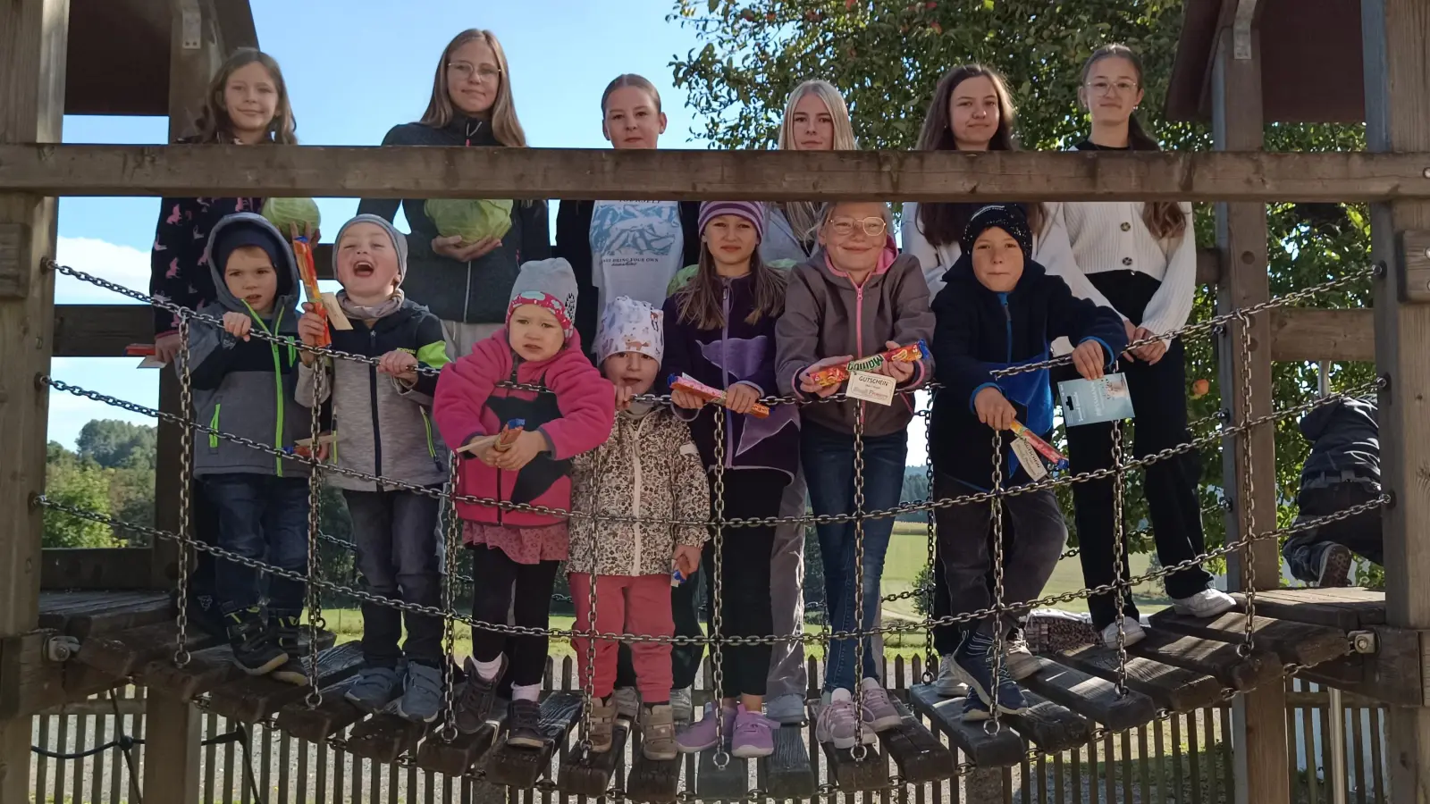 Preisverleihung der Aktion „Wer hat den schwersten Kohl?” (Bild: Petra Zach)