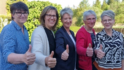 Das eingespielte Team der neu gewählten Vorstandschaft des TSV Pechbrunn - Groschlattengrün  (Bild: Kunibert Reiß )