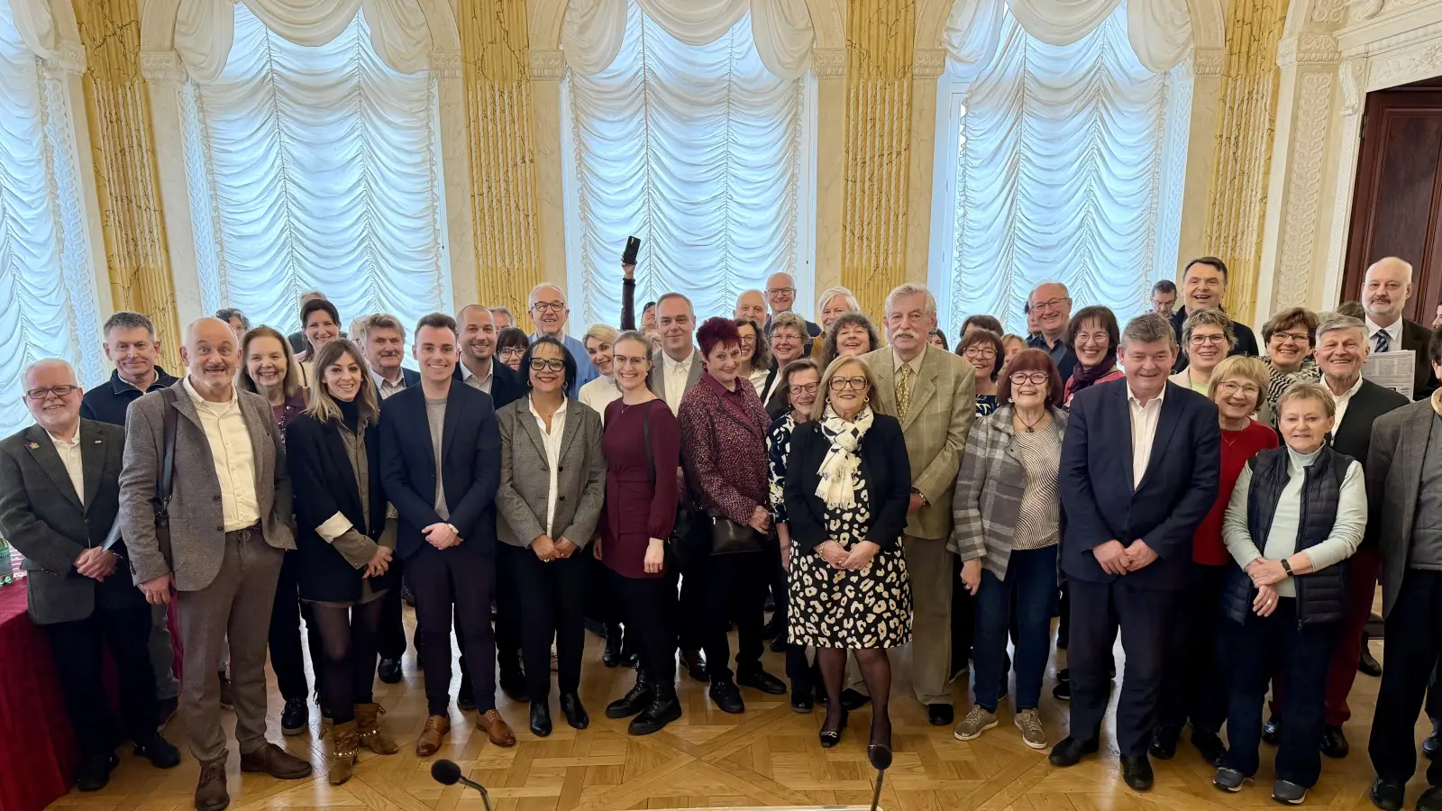 Vom 12. bis zum 17. März besuchte der Verein Weidener Städtepartnerschaften e.V. die französische Partnerstadt Issy-les-Moulineaux (Bild: Philipp Franz)