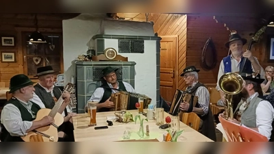 Musikantenstammtisch des OWV ZV Weiden - Hirschauer Wirtshausmusik (Bild: Georg Hüttner)