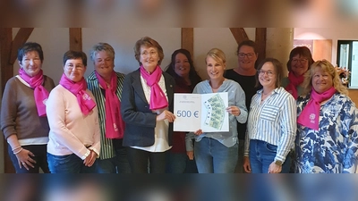 v. L.: Maria Hefner, Regina Leonhard, Petra Birner, Christa Münster, Mareike Hüttner, Stefanie Kohl, Katrin Stubenvoll, Daniela Wismeth, Christine Ratzke, Brenda Wild (Bild: Christa Münster)