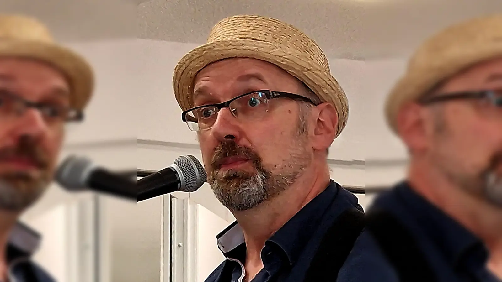 Hubert Treml wird mit seiner musikalischen Lesung „Stell Dir vor“, das Publikum am ersten Adventwochenende zum Nachdenken bringen. (Bild: Reinhard Kreuzer)