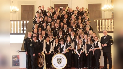 Die Knappschaftskapelle der Stadt Amberg im Stadttheater Amberg. (Bild: Peter Hecht)