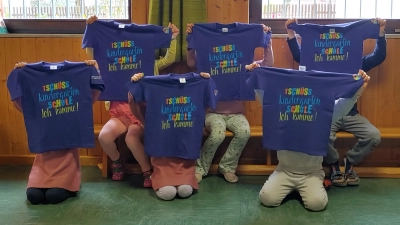 T-Shirts der Vorschulkinder  (Bild: Katja Buchner)