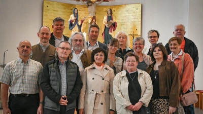 Teilnehmer des Kommunionjubiläums in Falkenberg (Bild: Carolin Lindner)