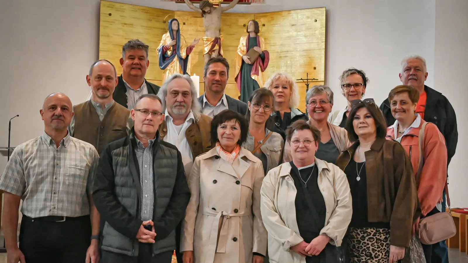 Teilnehmer des Kommunionjubiläums in Falkenberg (Bild: Carolin Lindner)