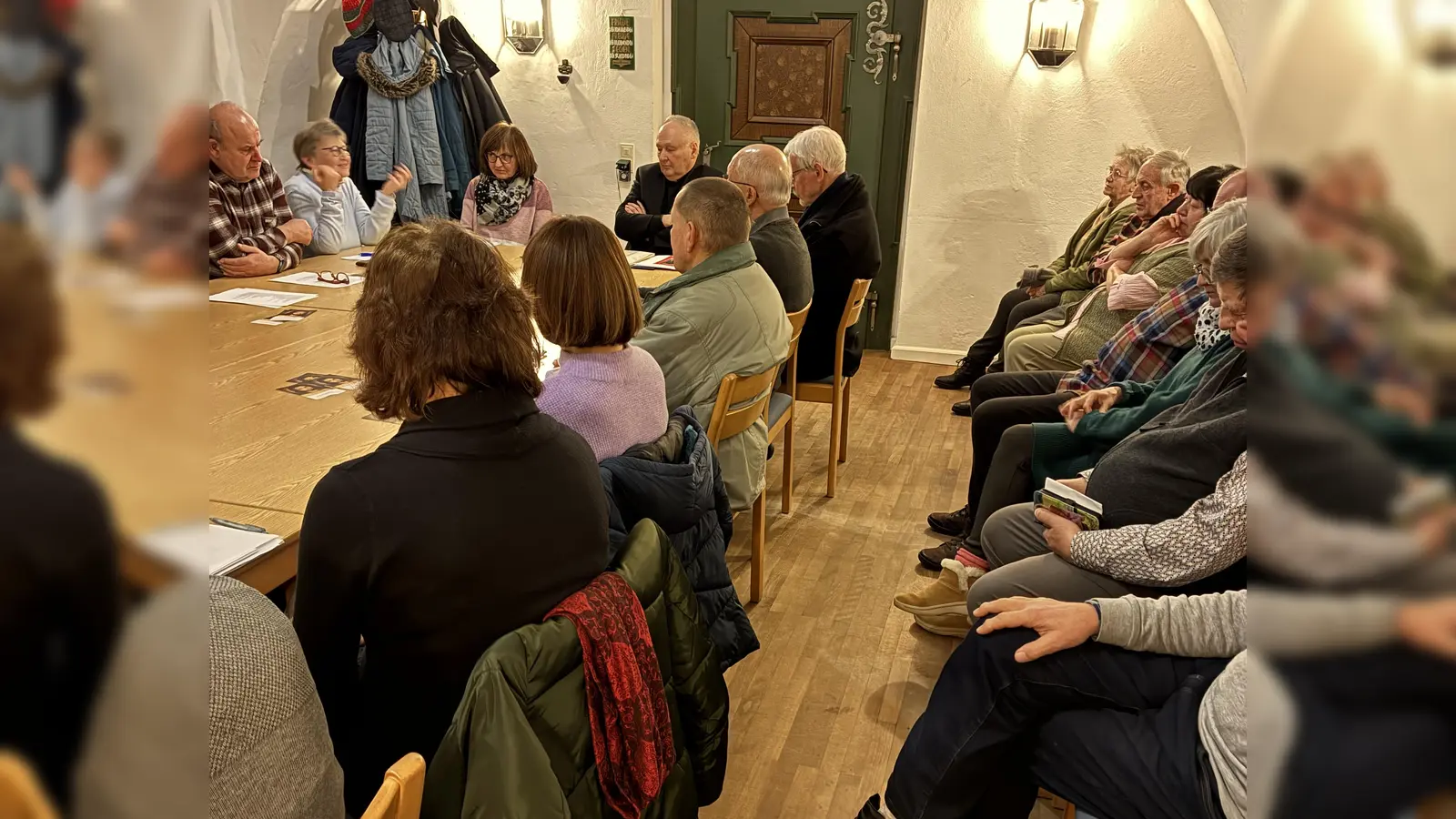 Gäste der Patrizierrunde in der Altenstube. (Bild: Irina Weiß)