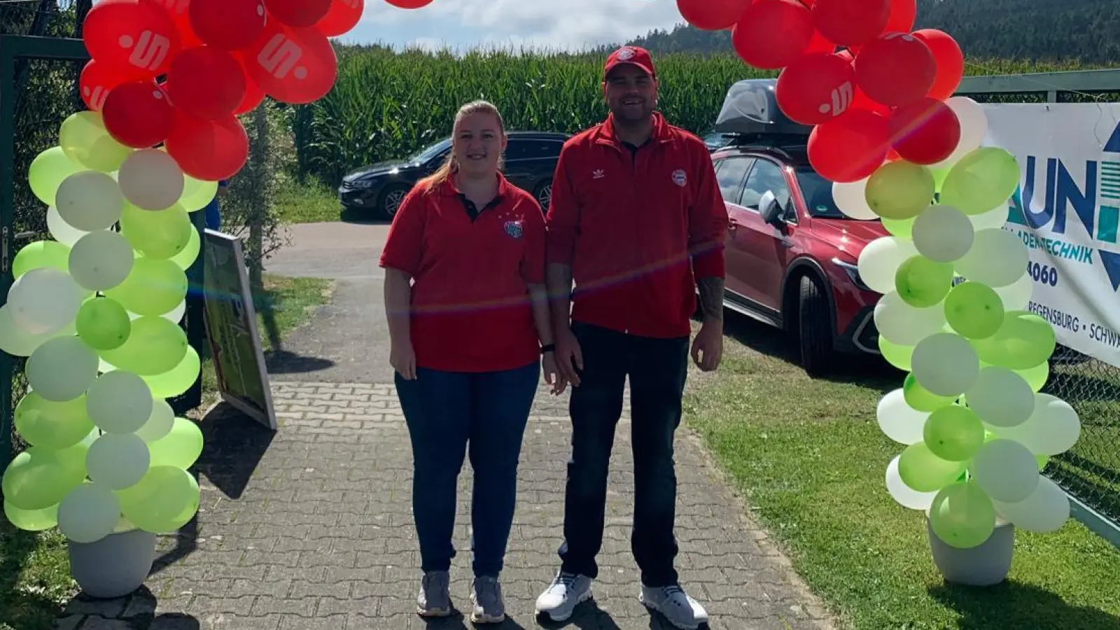 Empfangsbogen beim Spiele und Sportfest (Bild: Engelbert Horn)