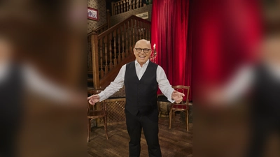 Brettl-Spitzen Moderator Jürgen Kirner (Bild: Philipp Thurmaier)