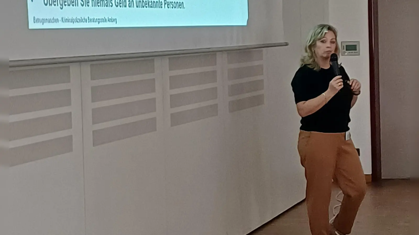 Frau Graf Kriminalpolizeiliche Fachberaterin. (Bild: Maria Kraus)