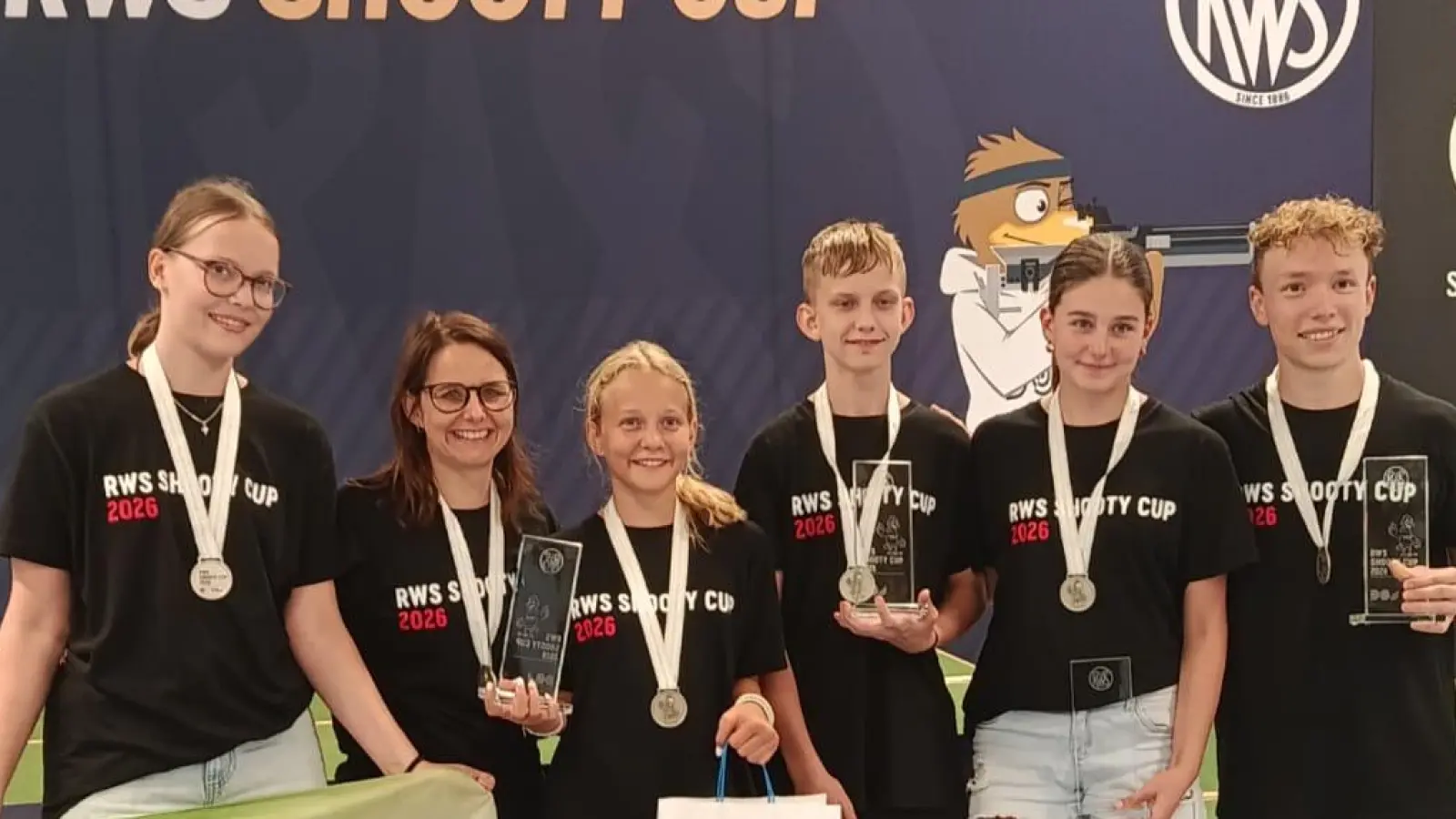Von li. nach re: Hanna Baumann, Monika Karsch, Lena Matt, Moritz Nißlein, Jana Stahl, Max Braun (Bild: Nißlein Sebastian )