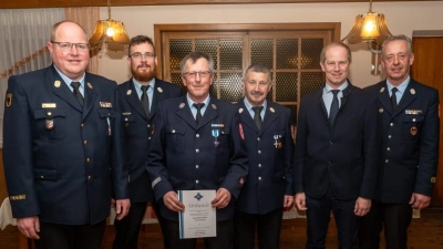 von links: Helmut Schatz, Stefan Mutzbauer, Franz Kumeth, Markus Frey, Konrad Kiener, Dieter Schweiger (Bild: Bettina Maunz)