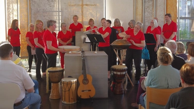 Gruppe cababana im Martin-Schallinghaus am 25.4.26 Foto: Lothar Heisig (Bild: Agnes Kramer)