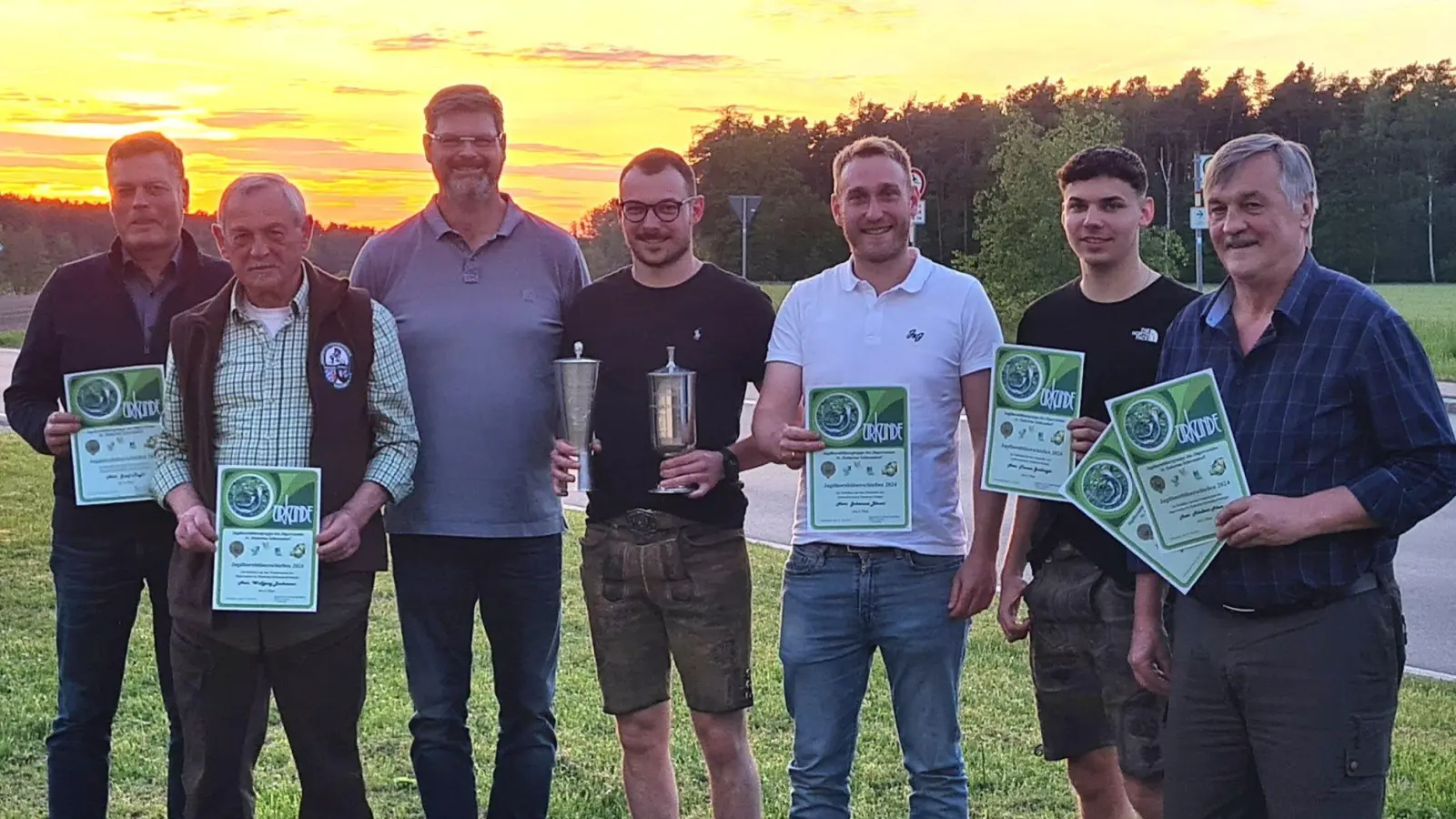 Erstplatzierte mit Hornmeister Wolfgang Prebeck (3. v.l.). (Bild: Maximilian Prebeck)