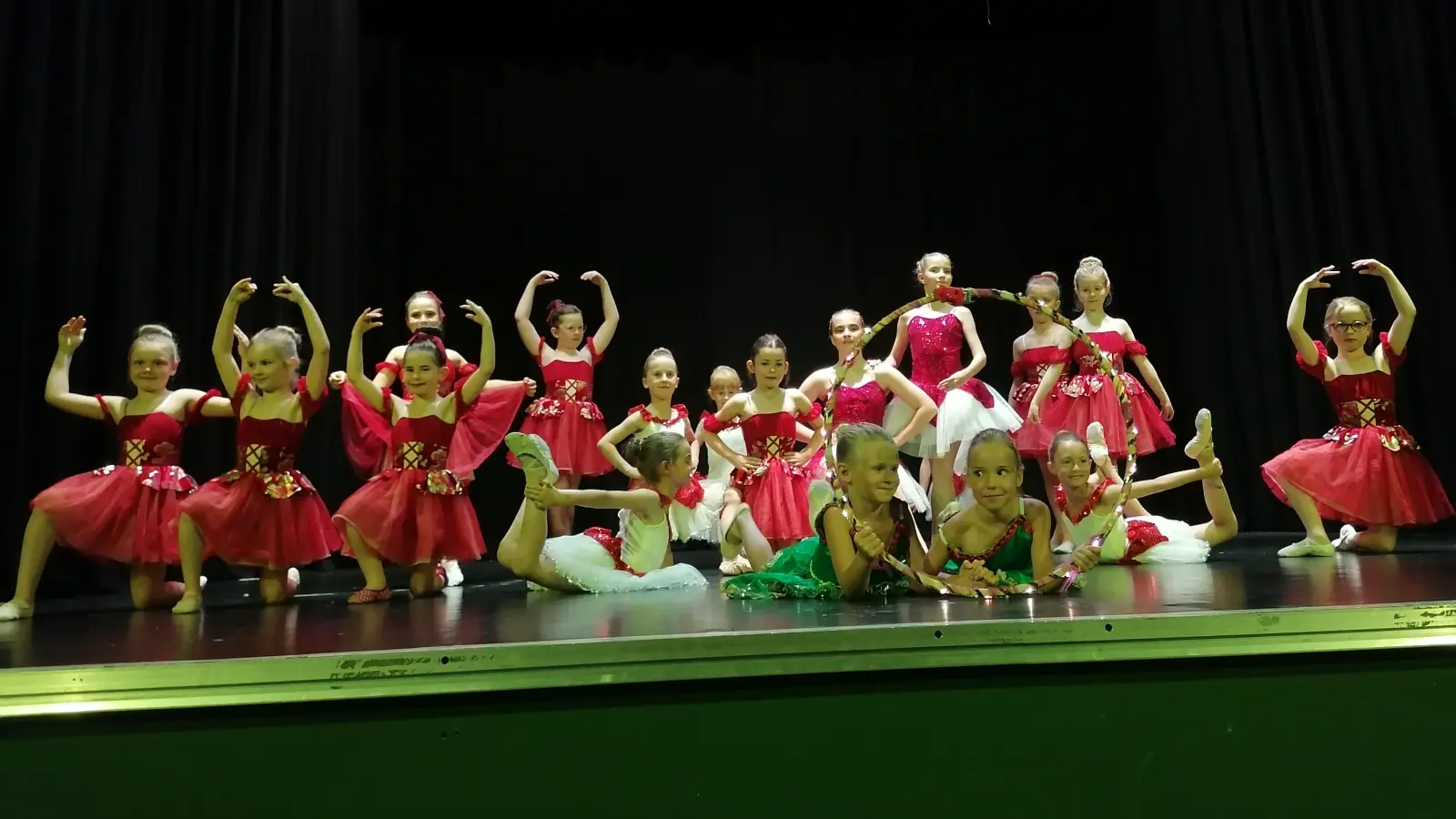 Kleine Tänzer kommen ganz groß Raus. Hier die Tänzerische Früherziehung der Musikschule Marktredwitz. (Bild: Katja Kellner)