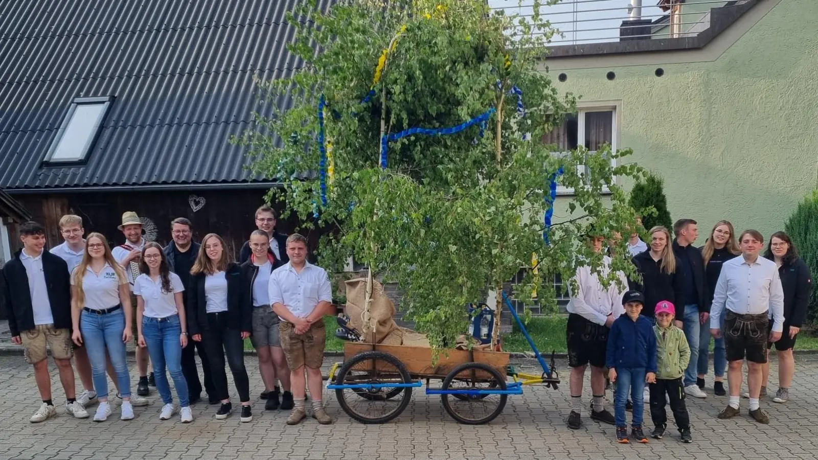 Die KLJB Tröbes war auch heuer wieder zum Pfingstschwanzfahren unterwegs. (Bild: Udo Klösel)