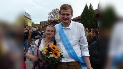 Teresa und Max, das neue Oberkirwapaar (Bild: Hans Meißner)