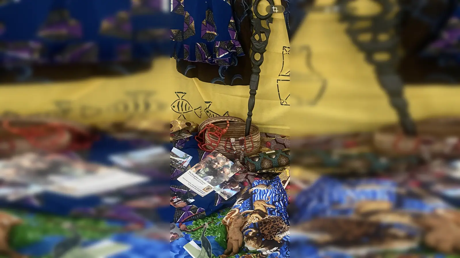 Dekoration aus Nigeria. (Bild: Monika Dietrich)