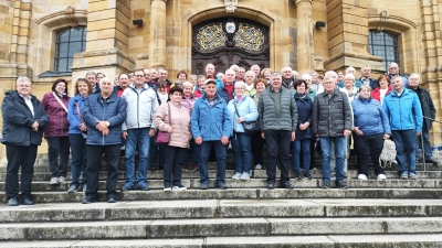 Seniorinnen und Senioren vor der Basilika Vierzehnheiligen.  (Bild: Angelika Melchner)