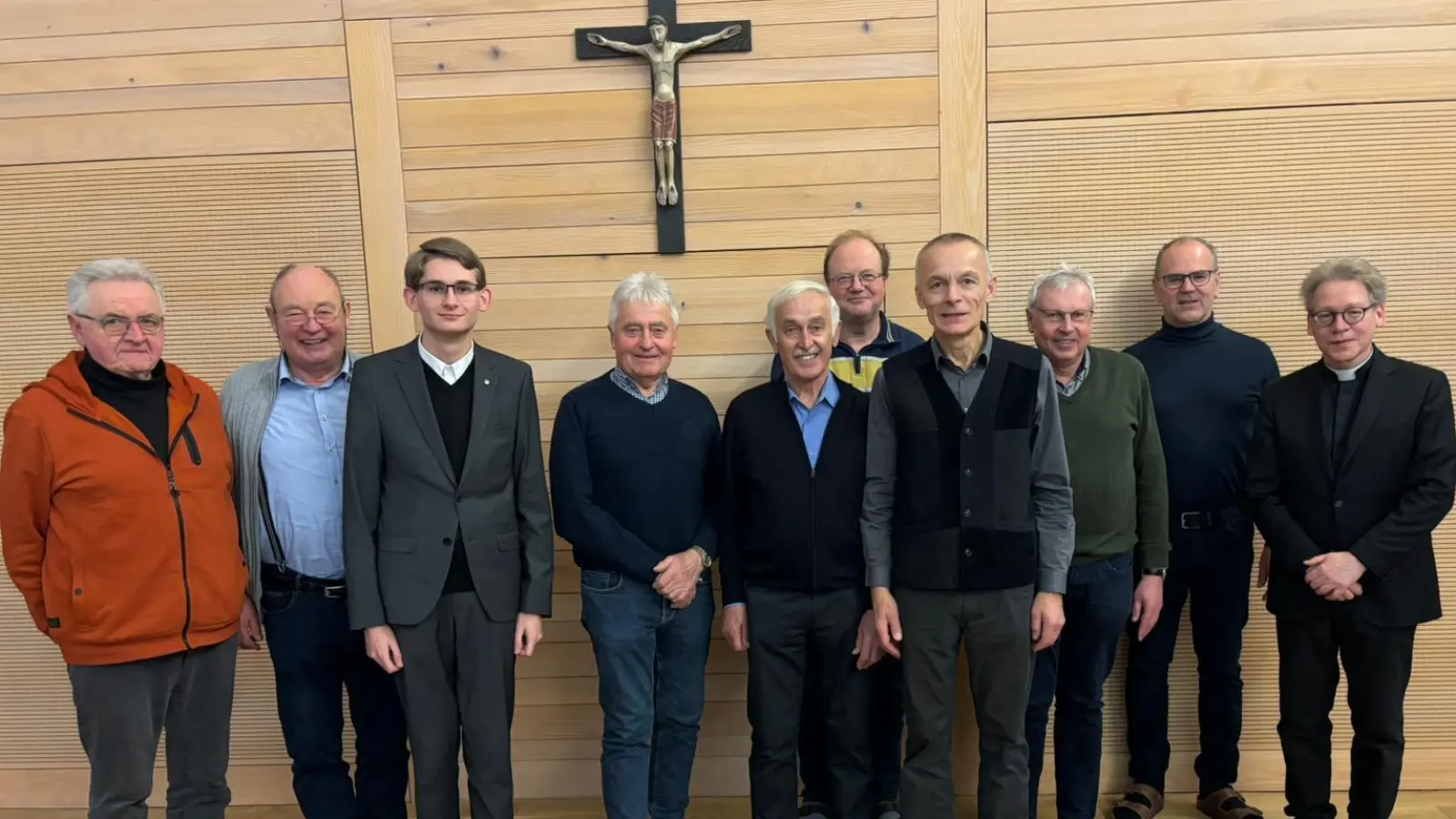 Teilnehmer der MMC Pfreimd am Männereinkehrtag in Johannisthal. Rechts im Bild Referent Domvikar Dr. Christian Schulz. (Bild: Adrian Leitner)