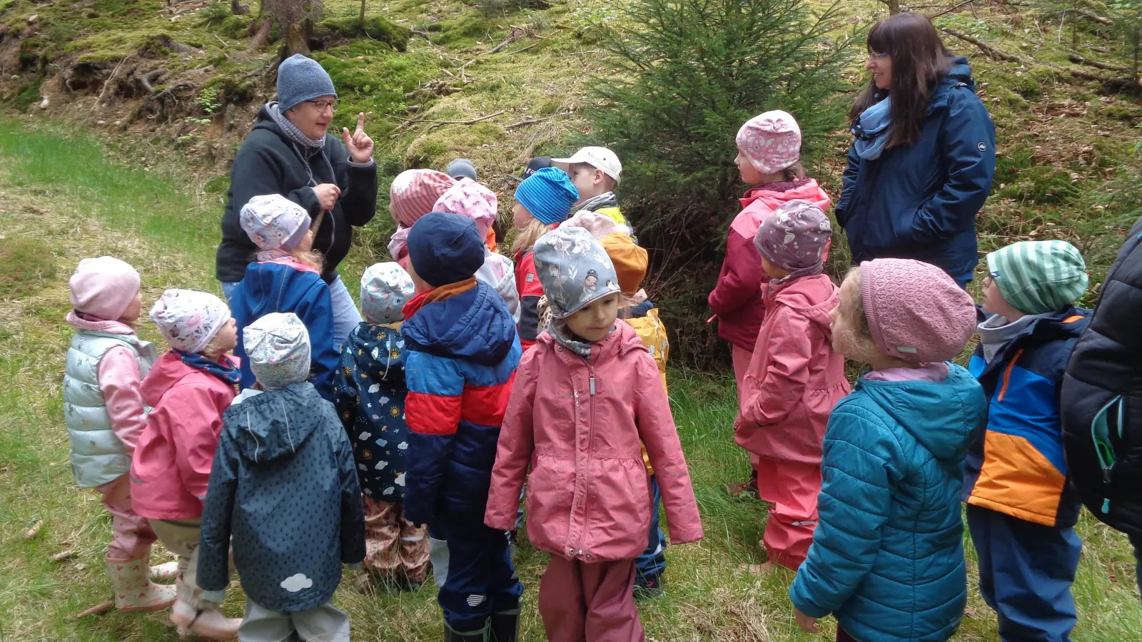 Waldwoche im Kinderhaus Steinwaldzwerge. (Bild: Franziska Lotz)
