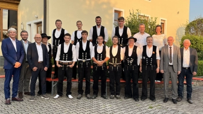 Freisprechungsfeier der Zimmerer aus der Gesellenprüfung 2024<br> (Bild: Andrea Müller)