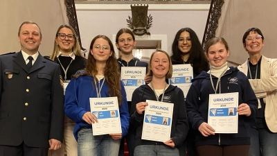 Ehrung der Elly-Schoolguards im Landtag durch Innenminister Herrmann  (Bild: Doris Weigl)