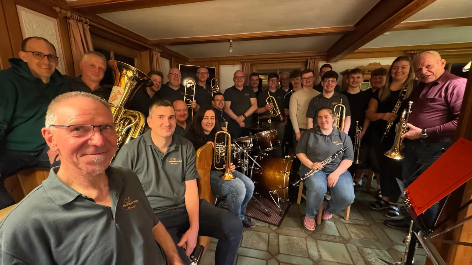 Spaß und harte Arbeit liegen beim Probenwochenende der Musikkapelle Dießfurt nah beieinander. (Bild: Werner Schreml)