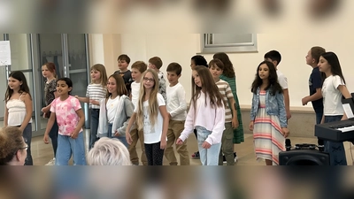 Von Tabaluga zur Bayernhymne: Klassenkonzert der Klasse 3 A (Bild: Theresa Böhme)