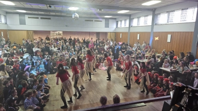 Kinderfasching der CSU im Naabalhaus. (Bild: Sebastian Hartl)