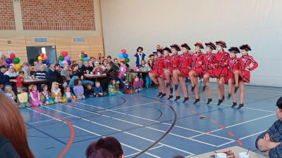 Kinder- und Jugendgarde (Bild: Kurt Giehl)