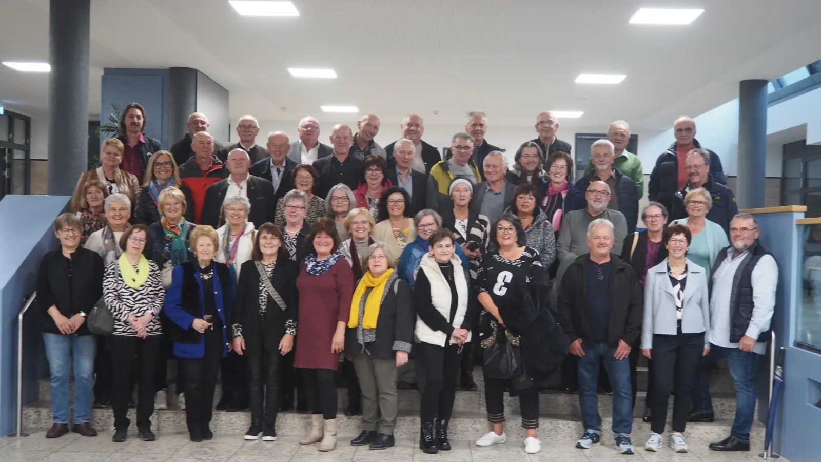 Klassentreffen nach 50 Jahren (Bild: Bernd Hofmann)