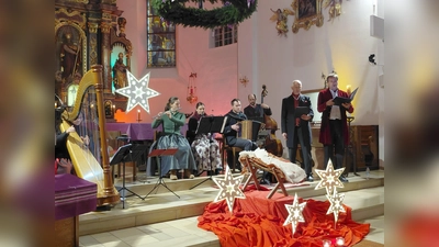 Familienmusik Servi und Tenor Sandro Schmalzl (Bild: Petra Hoffmann)