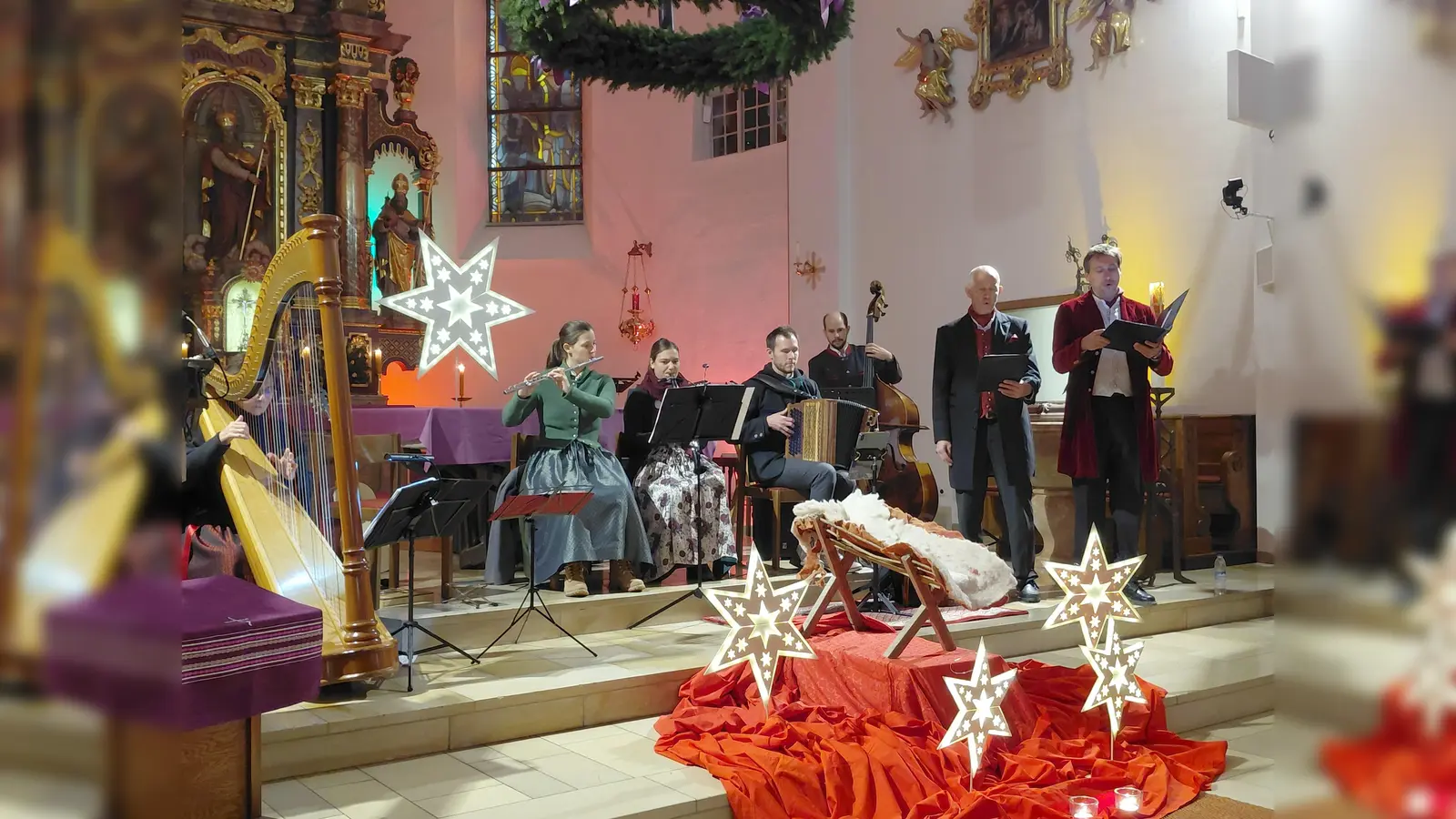 Familienmusik Servi und Tenor Sandro Schmalzl (Bild: Petra Hoffmann)