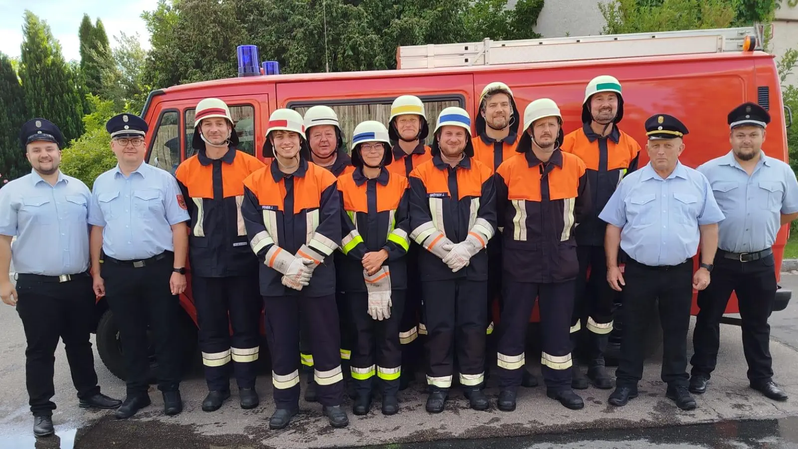 Die Gruppe freut sich über die gut gelungene Leistungsprüfung. (Bild: Maria Kick)