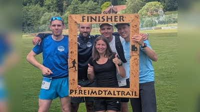 Athleten des LTV Naabtal beim Pfreimdtaltrail  (Bild: Chris Lottner )
