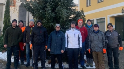Christbaum am Marktplatz. (Bild: Roman Bauer)