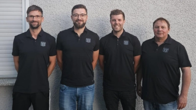 Im Bild die geschäftsführende Vorstandschaft des TSV Konnersreuth (von links) Schriftführer Wolfgang Pötzl, 1. Vorsitzender Maximilian Siller, 2. Vorsitzender Florian Neumann, Kassier Rainer Baumgärtner (Bild: Jonas Baumgärtner)