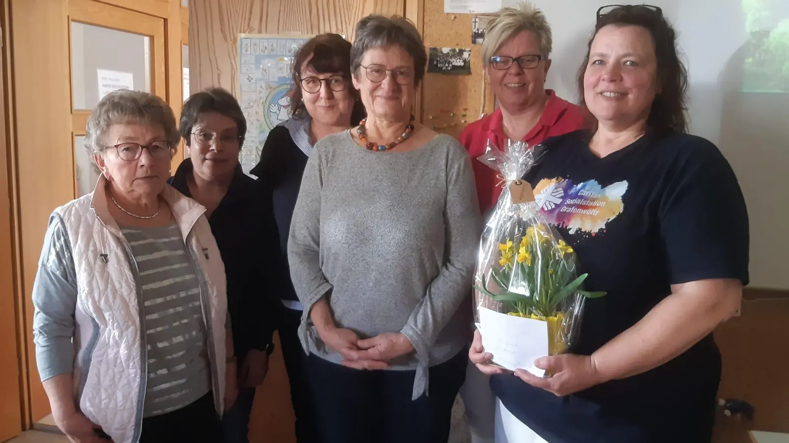 von links: Sieglinde Wolfinger, Elke Hackbarth, Rosi Uschold, Renate Buchfelder, Heidi Schupfner, Martina Schönmann. (Bild: Corinna Pöhnl)