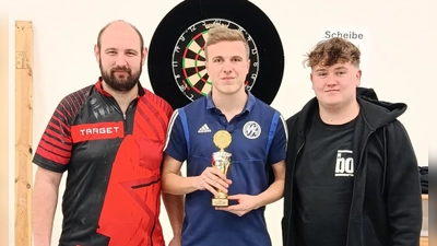 Christoph Müller, Elijah Woodworth und Nico Buttler. (Bild: Florian Dötsch)