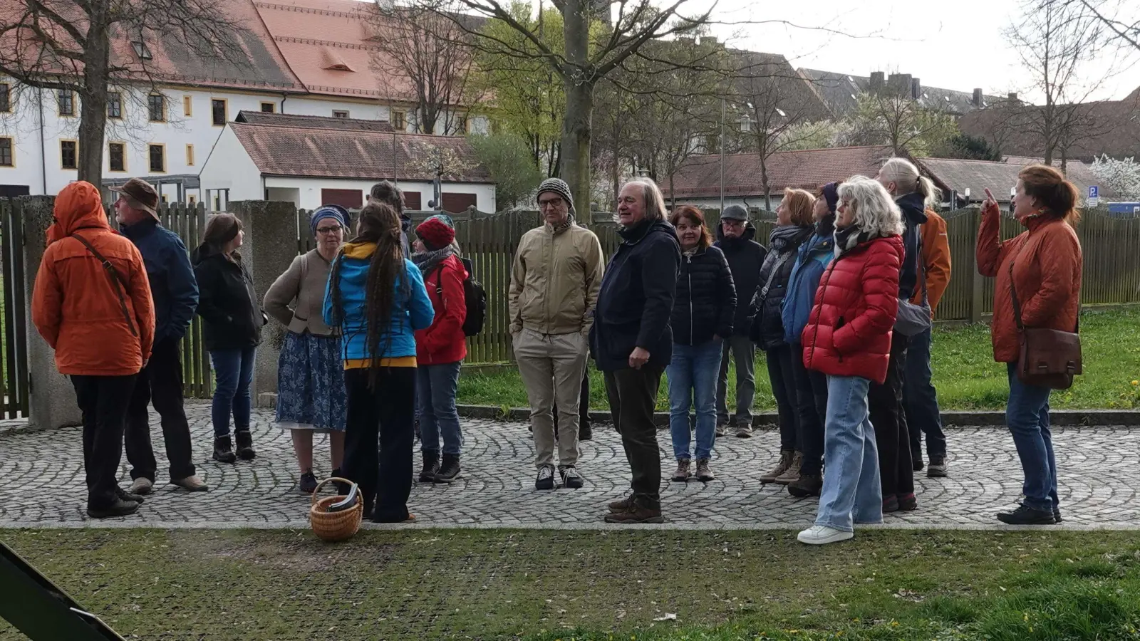 Die Gruppe im Stadtpark Schwanenwiese. (Bild: Wolfgang Schödel)