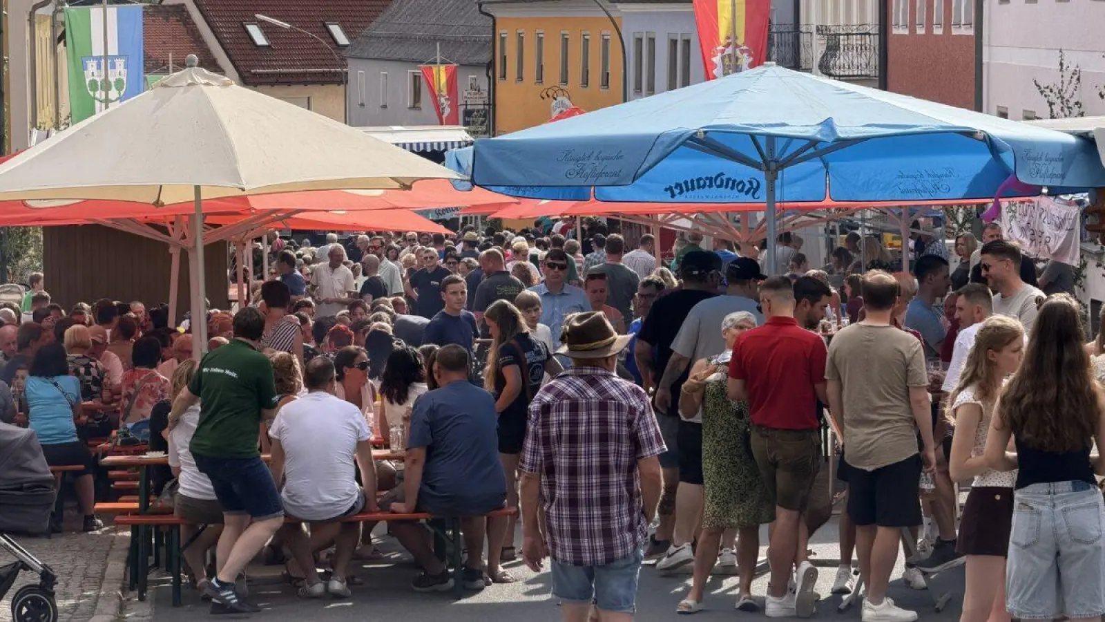 Ein voller Erfolg war das Bürgerfest 2026 - für kommendes Jahr ist angedacht, an zwei Tagen zu feiern. (Bild: Franz Völkl)