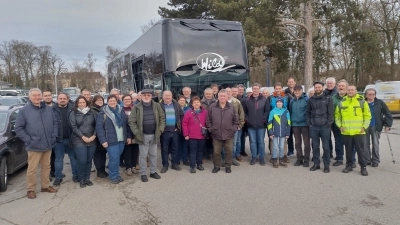 Die Teilnehmer freuten sich über den regen Austausch (Bild: Alois Bauer)