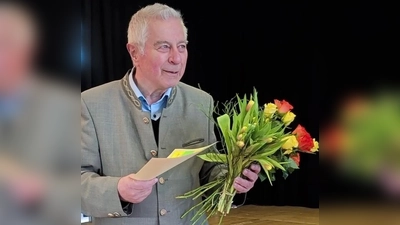 Jubilar und Ehrenvorsitzender Karl Haberkorn. (Bild: Christina Ponader)