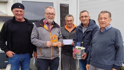 Die Preisträger von links: Richard Dürmann, Gerhard Wittmann, Norbert Zupfer, Gustav Schell und Organisator Wilhelm Moser. (Bild: Hannelore Leitmeier)